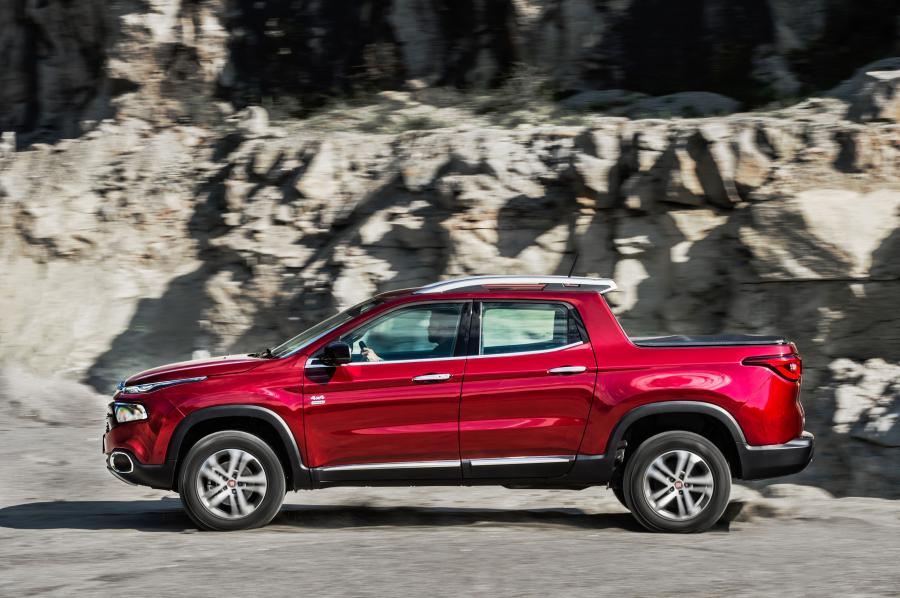  Fiat Toro Volcano (226) 2016 года  (фото 18 из 40)